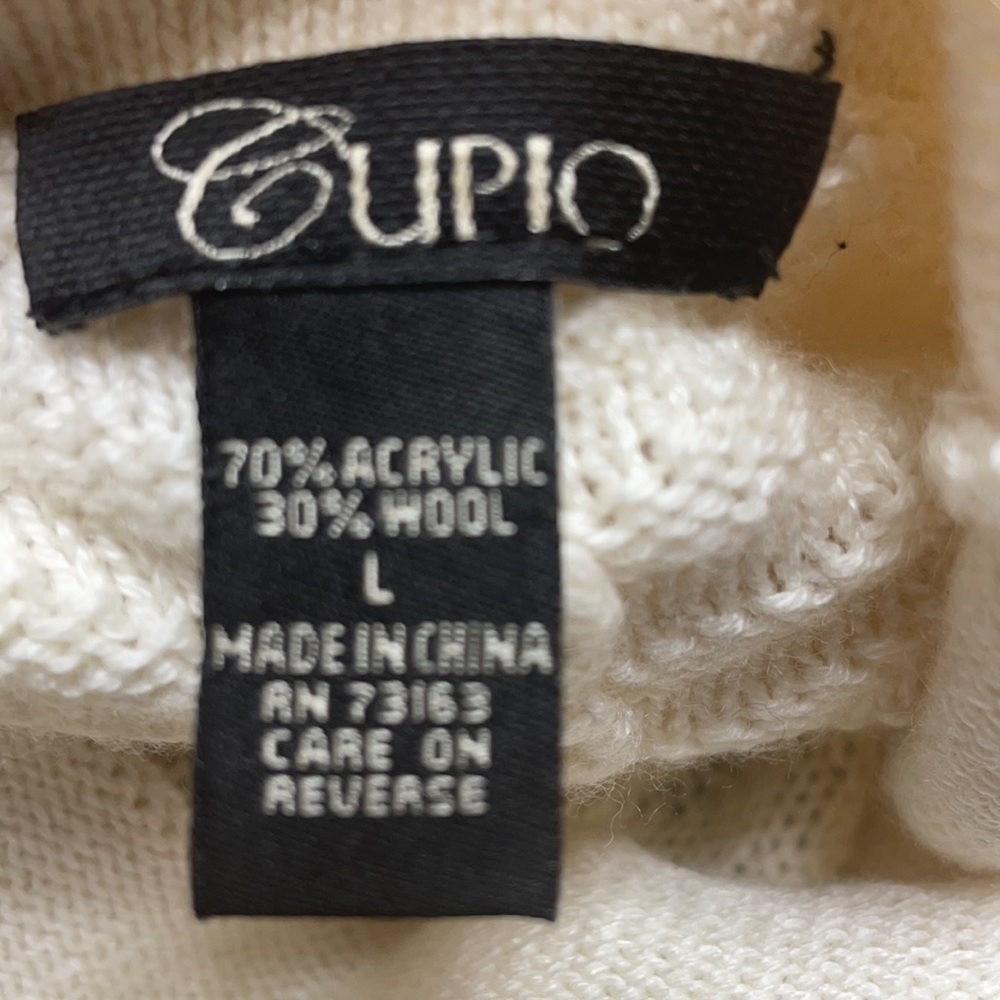Cupio cream color sweater - Picture 9 of 11